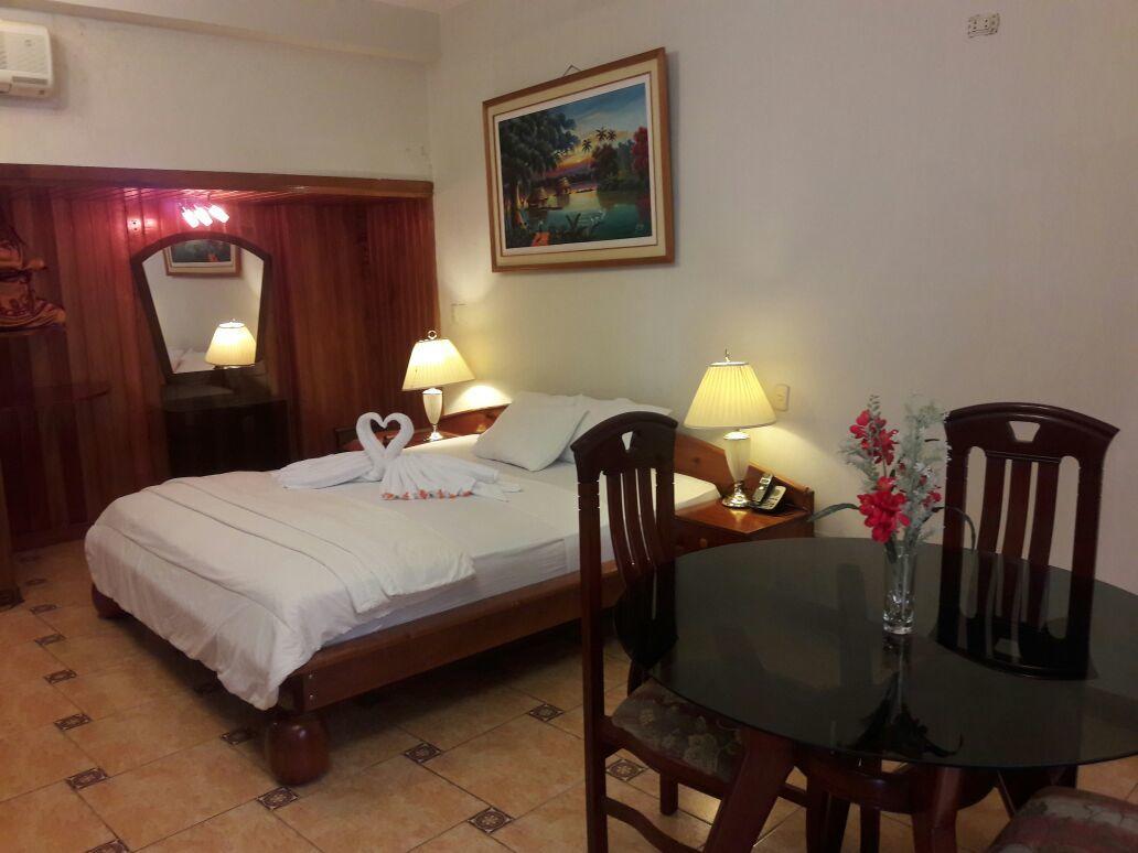 Amazon Green Hotel Iquitos Extérieur photo